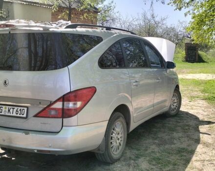 Сірий Cанг Йонг Rodius, об'ємом двигуна 2.7 л та пробігом 187 тис. км за 3600 $, фото 8 на Automoto.ua