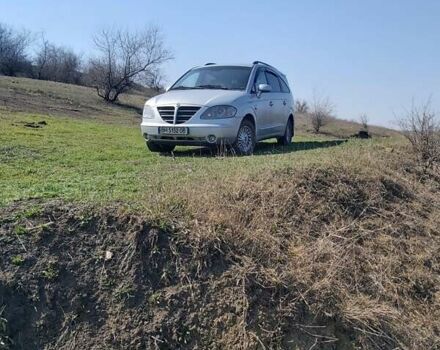 Сірий Cанг Йонг Rodius, об'ємом двигуна 2.7 л та пробігом 250 тис. км за 5000 $, фото 4 на Automoto.ua