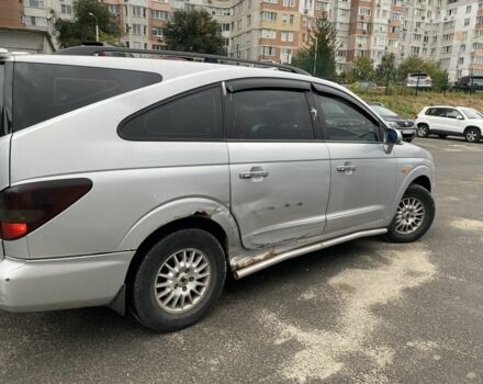 Сірий Cанг Йонг Rodius, об'ємом двигуна 0.27 л та пробігом 208 тис. км за 6000 $, фото 2 на Automoto.ua