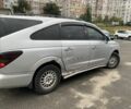 Сірий Cанг Йонг Rodius, об'ємом двигуна 0.27 л та пробігом 208 тис. км за 6000 $, фото 2 на Automoto.ua