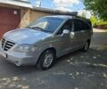 Сірий Cанг Йонг Rodius, об'ємом двигуна 2.7 л та пробігом 300 тис. км за 4000 $, фото 1 на Automoto.ua