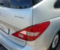 Сірий Cанг Йонг Rodius, об'ємом двигуна 2.7 л та пробігом 300 тис. км за 5000 $, фото 6 на Automoto.ua