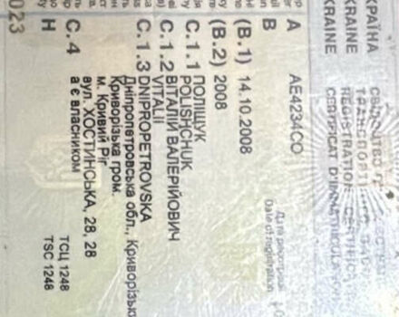 Сірий Cанг Йонг Rodius, об'ємом двигуна 2.7 л та пробігом 133 тис. км за 6500 $, фото 19 на Automoto.ua