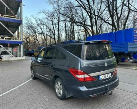 Сірий Cанг Йонг Rodius, об'ємом двигуна 0 л та пробігом 320 тис. км за 2599 $, фото 1 на Automoto.ua