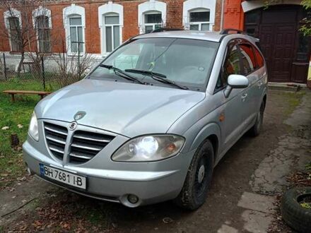 Сірий Cанг Йонг Rodius, об'ємом двигуна 2.7 л та пробігом 238 тис. км за 5500 $, фото 1 на Automoto.ua