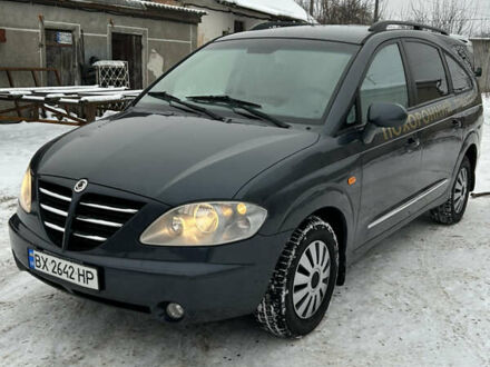 Сірий Cанг Йонг Rodius, об'ємом двигуна 2.7 л та пробігом 236 тис. км за 9500 $, фото 1 на Automoto.ua