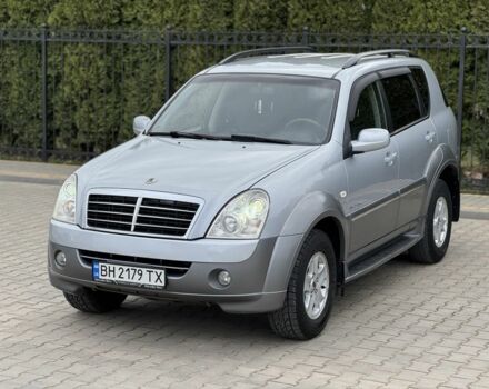 Серый Cанг Йонг Родиус, объемом двигателя 2.7 л и пробегом 230 тыс. км за 7500 $, фото 1 на Automoto.ua