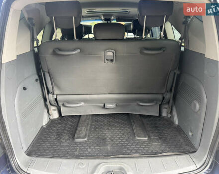 Синий Cанг Йонг Родиус, объемом двигателя 2.7 л и пробегом 179 тыс. км за 6800 $, фото 19 на Automoto.ua