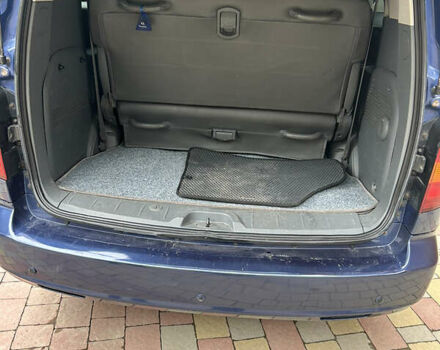 Синий Cанг Йонг Родиус, объемом двигателя 2.7 л и пробегом 230 тыс. км за 6900 $, фото 9 на Automoto.ua