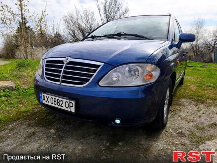 Синій Cанг Йонг Rodius, об'ємом двигуна 2.7 л та пробігом 190 тис. км за 8000 $, фото 1 на Automoto.ua