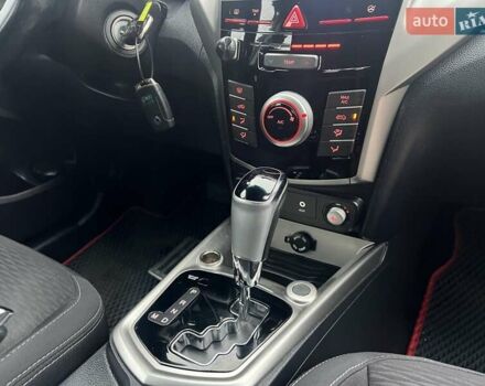 Серый Cанг Йонг Тиволи, объемом двигателя 1.6 л и пробегом 165 тыс. км за 9700 $, фото 12 на Automoto.ua