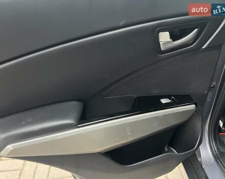 Серый Cанг Йонг Тиволи, объемом двигателя 1.6 л и пробегом 165 тыс. км за 9700 $, фото 26 на Automoto.ua