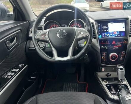 Серый Cанг Йонг Тиволи, объемом двигателя 1.6 л и пробегом 165 тыс. км за 9700 $, фото 10 на Automoto.ua