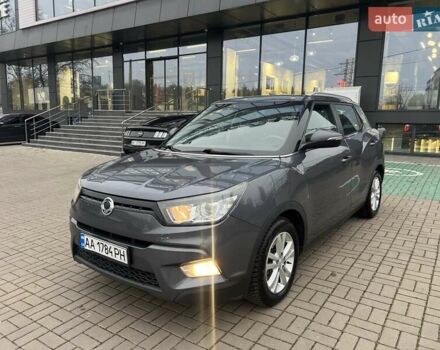 Серый Cанг Йонг Тиволи, объемом двигателя 1.6 л и пробегом 165 тыс. км за 9700 $, фото 8 на Automoto.ua