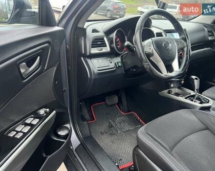 Серый Cанг Йонг Тиволи, объемом двигателя 1.6 л и пробегом 165 тыс. км за 9700 $, фото 9 на Automoto.ua