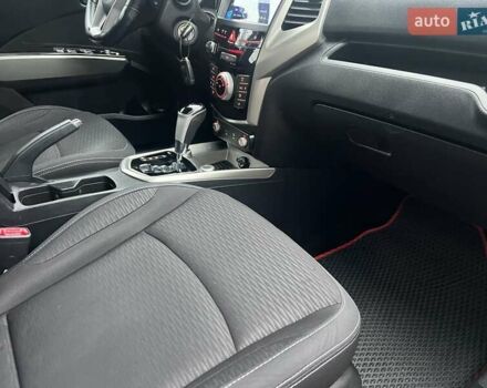 Серый Cанг Йонг Тиволи, объемом двигателя 1.6 л и пробегом 165 тыс. км за 9700 $, фото 20 на Automoto.ua