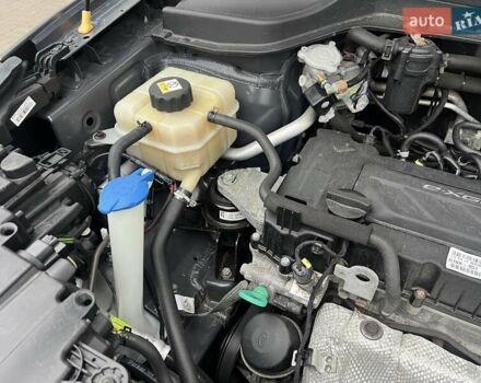 Серый Cанг Йонг Тиволи, объемом двигателя 1.6 л и пробегом 165 тыс. км за 9700 $, фото 36 на Automoto.ua