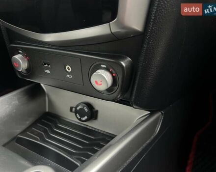 Серый Cанг Йонг Тиволи, объемом двигателя 1.6 л и пробегом 165 тыс. км за 9700 $, фото 13 на Automoto.ua