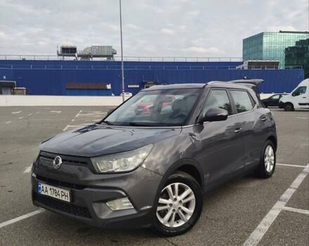 Серый Cанг Йонг Тиволи, объемом двигателя 1.6 л и пробегом 165 тыс. км за 9700 $, фото 5 на Automoto.ua