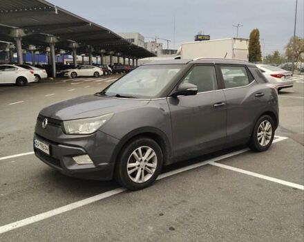 Серый Cанг Йонг Тиволи, объемом двигателя 1.6 л и пробегом 165 тыс. км за 9700 $, фото 8 на Automoto.ua