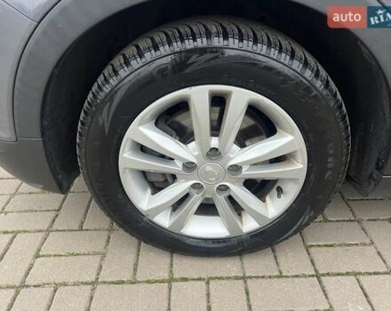 Серый Cанг Йонг Тиволи, объемом двигателя 1.6 л и пробегом 165 тыс. км за 9700 $, фото 42 на Automoto.ua