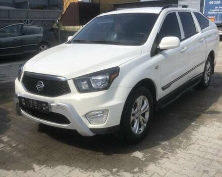 Белый Cанг Йонг Korando Sports, объемом двигателя 2 л и пробегом 194 тыс. км за 15077 $, фото 1 на Automoto.ua