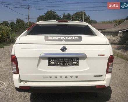 Белый Cанг Йонг Korando Sports, объемом двигателя 2 л и пробегом 194 тыс. км за 15077 $, фото 22 на Automoto.ua