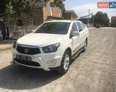 Белый Cанг Йонг Korando Sports, объемом двигателя 2 л и пробегом 194 тыс. км за 15077 $, фото 18 на Automoto.ua