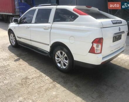 Белый Cанг Йонг Korando Sports, объемом двигателя 2 л и пробегом 194 тыс. км за 15077 $, фото 8 на Automoto.ua