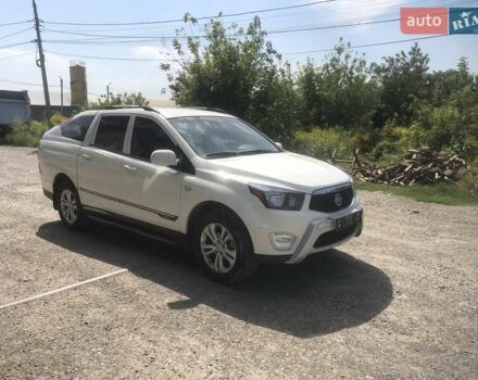 Белый Cанг Йонг Korando Sports, объемом двигателя 2 л и пробегом 194 тыс. км за 15077 $, фото 24 на Automoto.ua