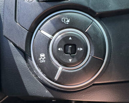 Черный Cанг Йонг Korando Sports, объемом двигателя 2 л и пробегом 265 тыс. км за 15500 $, фото 26 на Automoto.ua