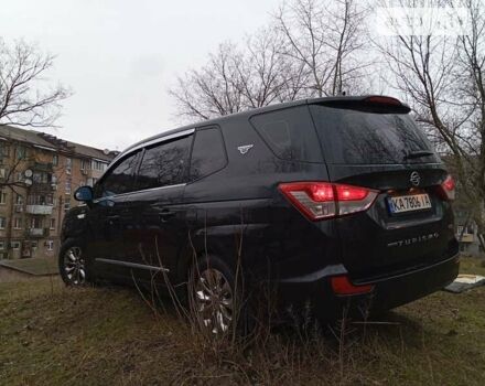 Черный Cанг Йонг Korando Turismo, объемом двигателя 0 л и пробегом 75 тыс. км за 16200 $, фото 11 на Automoto.ua