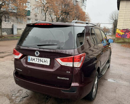 Красный Cанг Йонг Korando Turismo, объемом двигателя 2.2 л и пробегом 114 тыс. км за 13500 $, фото 3 на Automoto.ua