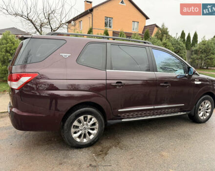 Красный Cанг Йонг Korando Turismo, объемом двигателя 2.2 л и пробегом 114 тыс. км за 13500 $, фото 17 на Automoto.ua