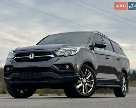 Серый Cанг Йонг Rexton Sports, объемом двигателя 2.16 л и пробегом 56 тыс. км за 21500 $, фото 24 на Automoto.ua