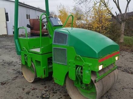 Ставострой VSH-300 2001 в Виноградове на Automoto.ua Ставострой VSH-300, объемом двигателя 0 л и пробегом 2 тыс. км за 11423 $, фото 1 на Automoto.ua