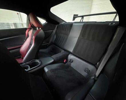 Білий Субару БРЗ, об'ємом двигуна 2 л та пробігом 31 тис. км за 3800 $, фото 13 на Automoto.ua