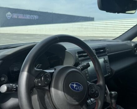 Белый Субару БРЗ, объемом двигателя 2.4 л и пробегом 45 тыс. км за 24500 $, фото 6 на Automoto.ua