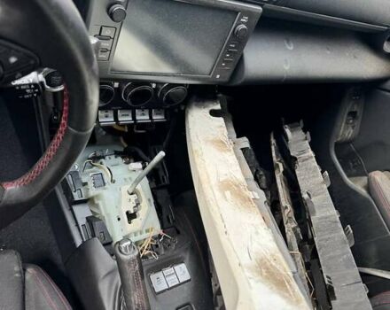 Белый Субару БРЗ, объемом двигателя 2.4 л и пробегом 45 тыс. км за 9300 $, фото 10 на Automoto.ua