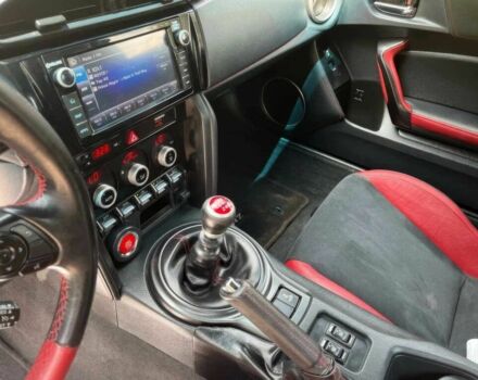 Чорний Субару БРЗ, об'ємом двигуна 2 л та пробігом 37 тис. км за 10500 $, фото 9 на Automoto.ua