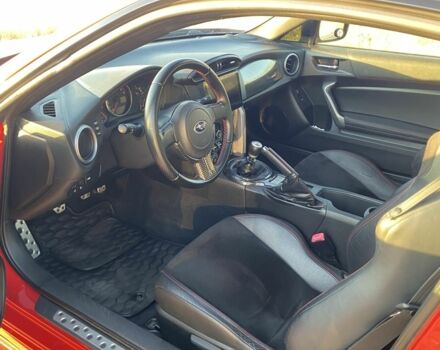 Красный Субару БРЗ, объемом двигателя 2 л и пробегом 172 тыс. км за 11900 $, фото 7 на Automoto.ua