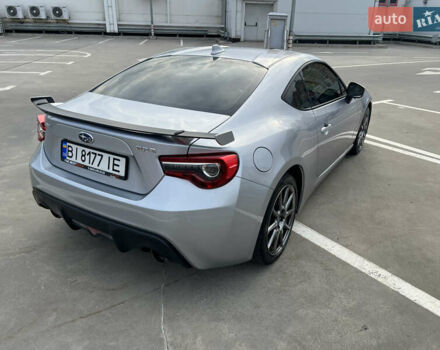 Сірий Субару БРЗ, об'ємом двигуна 2 л та пробігом 72 тис. км за 16500 $, фото 5 на Automoto.ua