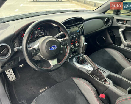 Сірий Субару БРЗ, об'ємом двигуна 2 л та пробігом 72 тис. км за 16500 $, фото 16 на Automoto.ua