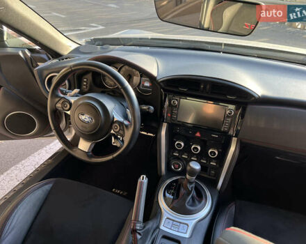 Серый Субару БРЗ, объемом двигателя 2 л и пробегом 25 тыс. км за 16700 $, фото 13 на Automoto.ua