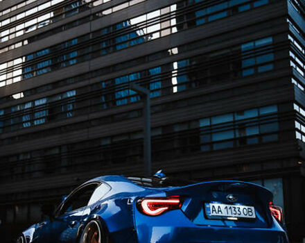 Синий Субару БРЗ, объемом двигателя 2 л и пробегом 44 тыс. км за 29999 $, фото 2 на Automoto.ua