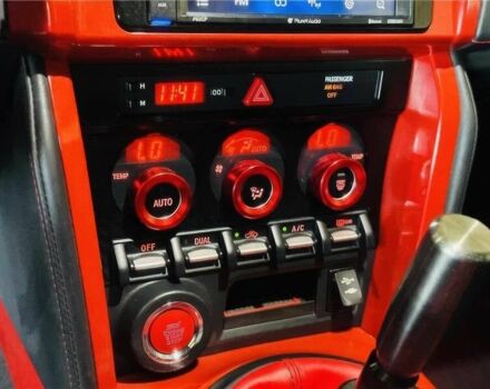 Синий Субару БРЗ, объемом двигателя 2 л и пробегом 76 тыс. км за 4000 $, фото 13 на Automoto.ua