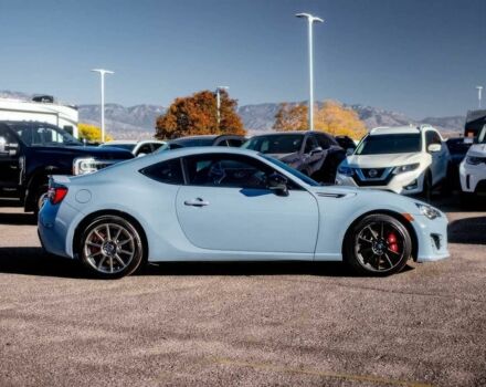 Синий Субару БРЗ, объемом двигателя 2 л и пробегом 35 тыс. км за 9400 $, фото 3 на Automoto.ua