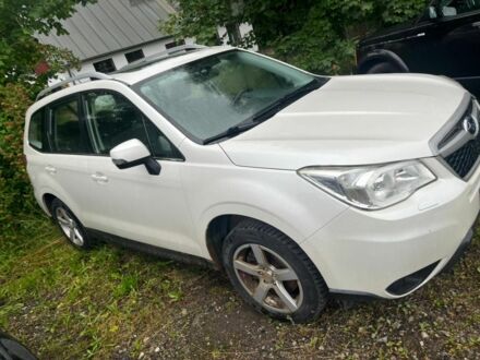 Субару Другая 2013 в Краматорске на Automoto.ua Белый Субару Другая, объемом двигателя 0 л и пробегом 230 тыс. км за 8500 $, фото 1 на Automoto.ua