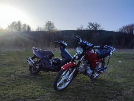 Субару Другая 2008 в Виннице на Automoto.ua Красный Субару Другая, объемом двигателя 2 л и пробегом 30 тыс. км за 357 $, фото 1 на Automoto.ua