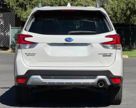 Білий Субару Forester, об'ємом двигуна 2.5 л та пробігом 30 тис. км за 19000 $, фото 4 на Automoto.ua